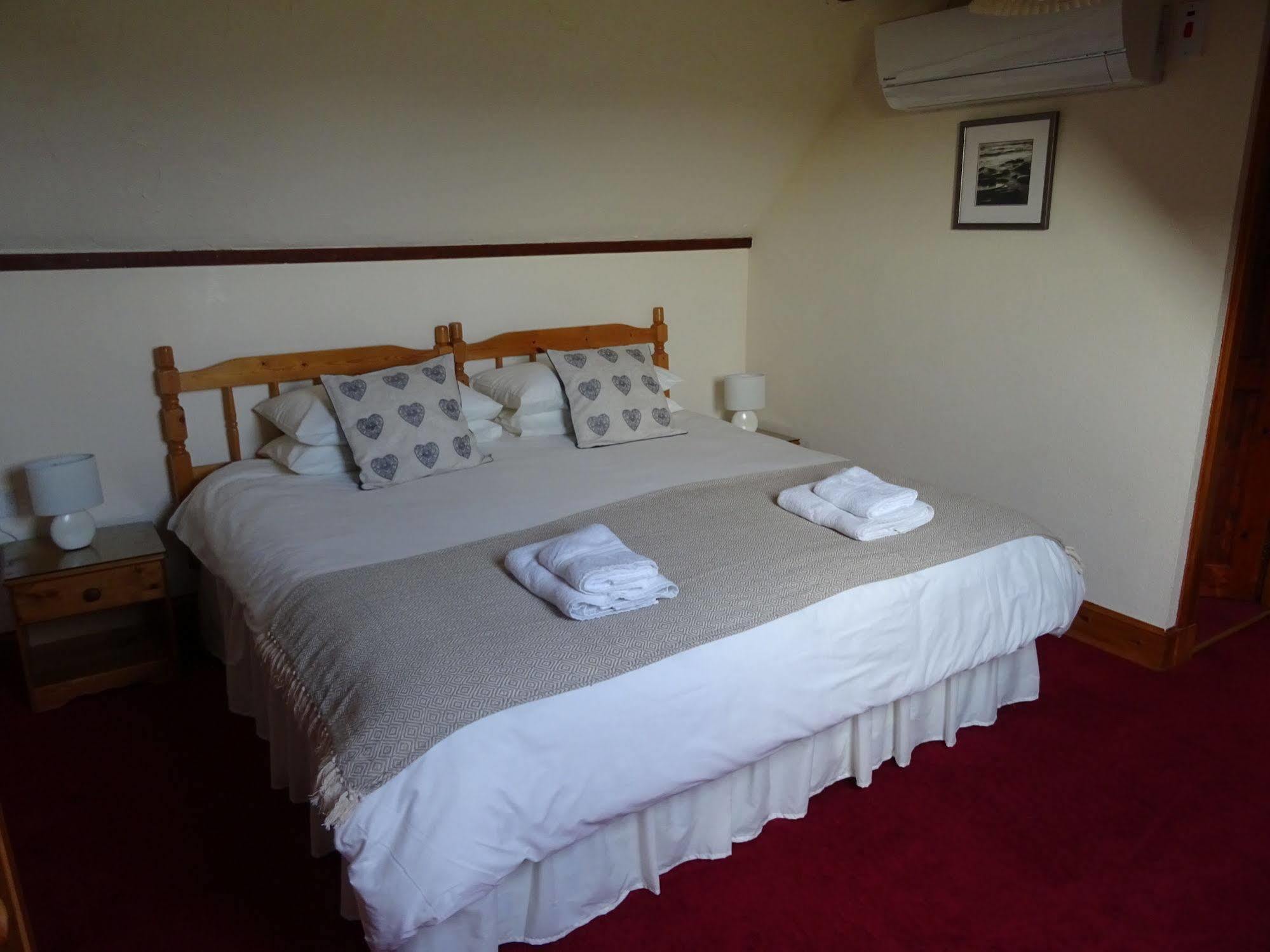 Lindisfarne Self Catering Apartment Navershaw Bagian luar foto