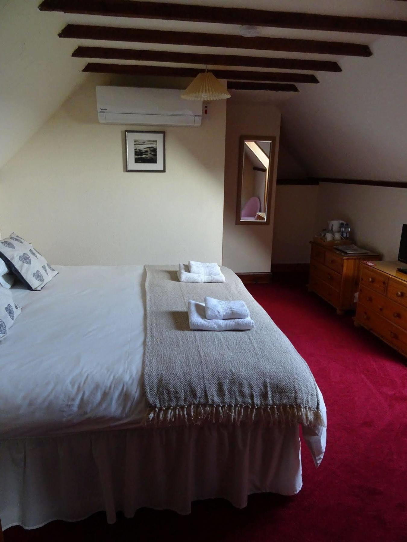 Lindisfarne Self Catering Apartment Navershaw Bagian luar foto